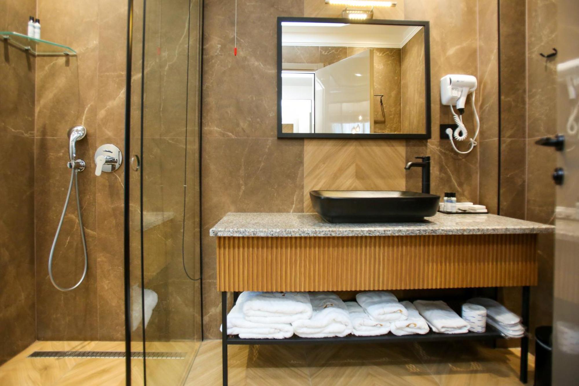 Belvedere Hotel & Spa Vlore Exterior photo